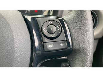 Toyota Yaris 1.5 Hybrid Icon Tech 5dr CVT Hybrid Hatchback