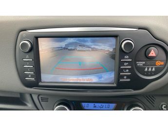 Toyota Yaris 1.5 Hybrid Icon Tech 5dr CVT Hybrid Hatchback