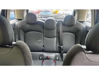 MINI Hatchback 1.5 Cooper D II 5dr Step Auto Diesel Hatchback