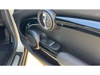MINI Hatchback 135kW Cooper S Level 2 33kWh 3dr Auto Electric Hatchback