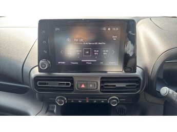 Vauxhall Combo Life 100kW Design XL 50kWh 5dr Auto [7 Seat] Electric Estate