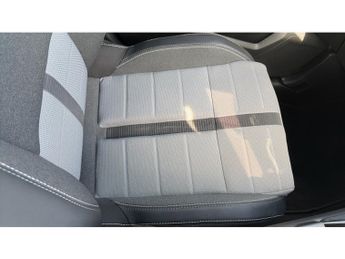 Vauxhall Grandland 1.2 Hybrid [136] GS 5dr e-DCT6 Petrol Hatchback