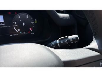 Land Rover Defender 3.0 D350 X-Dynamic SE 110 5dr Auto Diesel Estate