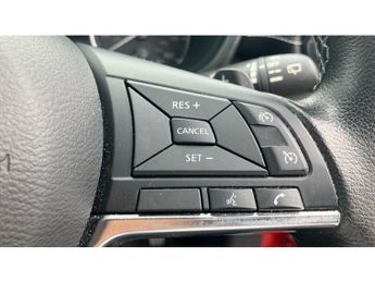 Nissan Juke 1.0 DiG-T 114 N-Connecta 5dr DCT Petrol Hatchback