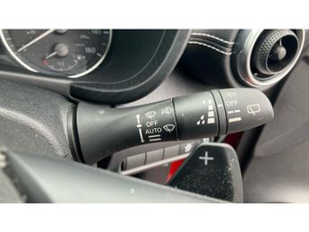Nissan Juke 1.0 DiG-T 114 N-Connecta 5dr DCT Petrol Hatchback
