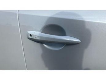 Nissan Qashqai 1.5 E-Power 205 N-Connecta [Glass Roof] 5dr Auto Hybrid Hatchbac