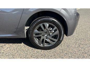 Peugeot 208 1.2 PureTech 100 Allure Premium + 5dr EAT8 Petrol Hatchback