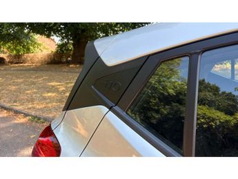 Hyundai i10 1.0 MPi SE Connect 5dr Auto Petrol Hatchback