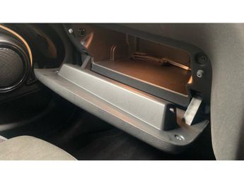 MINI Hatchback 1.5 Cooper Sport Premium 5dr Auto Petrol Hatchback