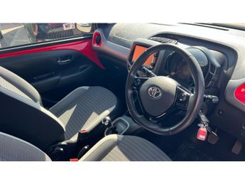 Toyota Aygo 1.0 VVT-i X-Play 5dr x-shift Petrol Hatchback