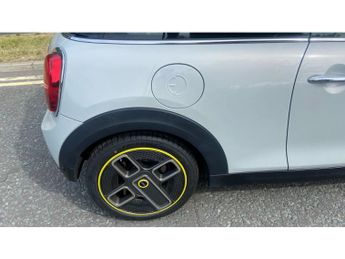 MINI Hatchback 135kW Cooper S Level 2 33kWh 3dr Auto Electric Hatchback