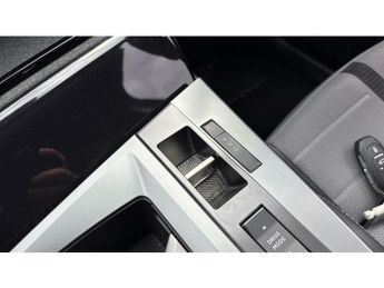 Vauxhall Grandland 157kW GS 73kWh 5dr Auto Electric Hatchback