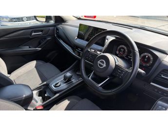 Nissan Qashqai 1.3 DiG-T MH 158 N-Connecta 5dr 4WD Xtronic Petrol Hatchback