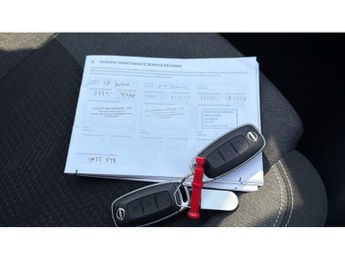 Nissan Qashqai 1.3 DiG-T MH 158 N-Connecta 5dr 4WD Xtronic Petrol Hatchback
