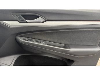 Volkswagen Golf 1.5 eTSI 150 Life 5dr DSG Petrol Hatchback