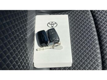 Toyota Yaris 1.5 Hybrid Excel 5dr CVT Hybrid Hatchback