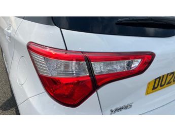 Toyota Yaris 1.5 VVT-i Y20 5dr CVT [Bi-tone] Petrol Hatchback