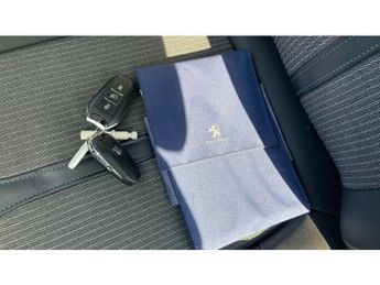 Peugeot 5008 1.2 PureTech Allure Premium+ 5dr EAT8 Petrol Estate