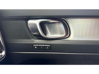 Volvo XC40 2.0 B4P Plus Dark 5dr AWD Auto Petrol Estate