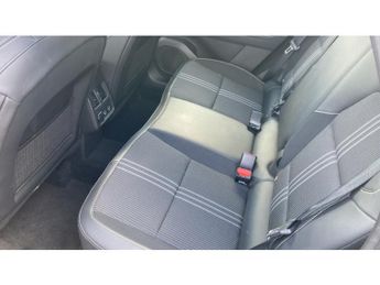 Renault Captur 1.6 E-Tech Plug-in hybrid 160 Engineered 5dr Auto Hatchback