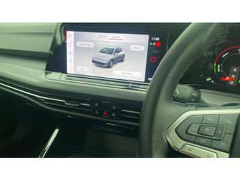 Volkswagen Golf 1.4 TSI eHybrid Style 5dr DSG Hatchback