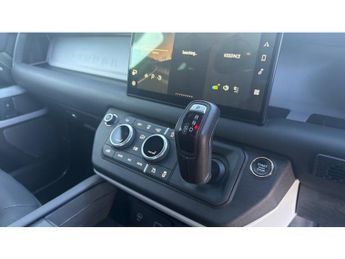 Land Rover Defender 3.0 D250 X-Dynamic HSE 110 5dr Auto Diesel Estate