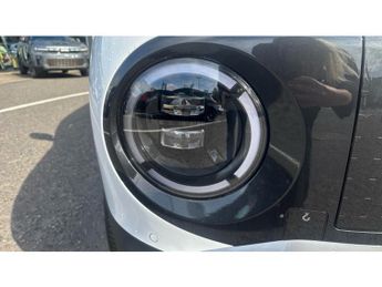 Hyundai INSTER 85kW 02 49kWh 5dr Auto Electric Hatchback