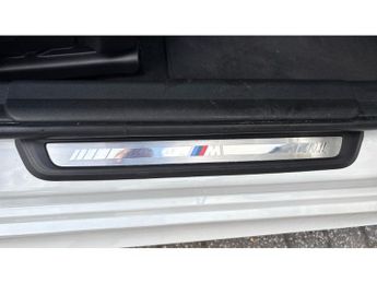 BMW 3 Series 330e M Sport 4dr Step Auto Saloon
