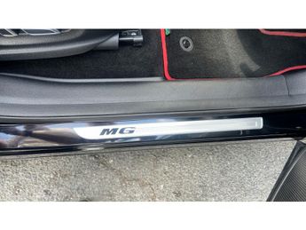 MG HS 1.5 T-GDI Trophy 5dr DCT Petrol Hatchback