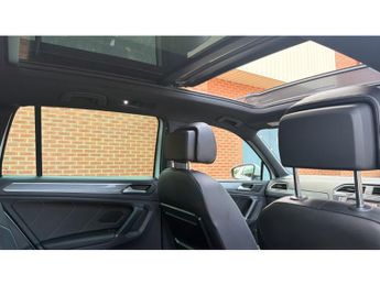 Volkswagen Tiguan 2.0 TDi 190 4Motion R-Line 5dr DSG Diesel Estate