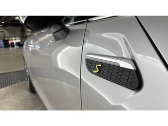 MINI Hatchback 135kW Cooper S Level 3 33kWh 3dr Auto Electric Hatchback