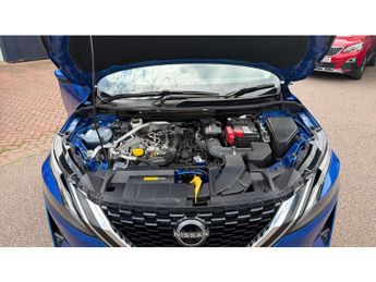 Nissan Qashqai 1.3 DiG-T MH 158 N-Connecta 5dr Xtronic Petrol Hatchback