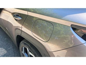 Hyundai TUCSON 1.6 TGDi Plug-in Hybrid Premium 5dr 4WD Auto Estate