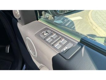 Land Rover Discovery 3.0 D300 Dynamic SE 5dr Auto Diesel Station Wagon