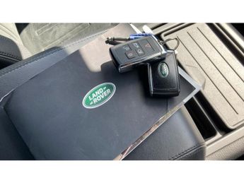 Land Rover Defender 5.0 P525 V8 90 3dr Auto Petrol Estate