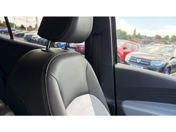 Volkswagen ID.3 150kW Family Pro Performance 58kWh 5dr Auto Electric Hatchback