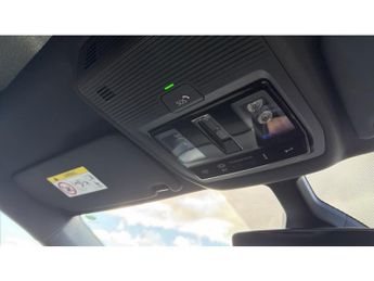 Volkswagen ID.3 150kW Family Pro Performance 58kWh 5dr Auto Electric Hatchback