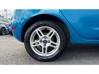 Ford Fiesta 1.25 82 Zetec 5dr Petrol Hatchback