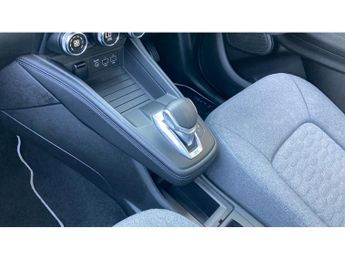 Renault Zoe 100kW Iconic R135 50kWh Rapid Charge 5dr Auto Electric Hatchback