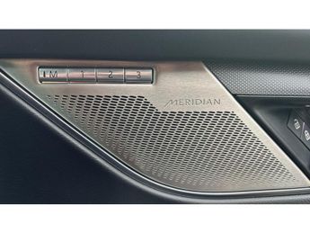 Jaguar F-Pace 5.0 V8 550 SVR 5dr Auto AWD Petrol Estate