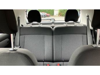 Hyundai INSTER 71kW 01 42kWh 5dr Auto Electric Hatchback