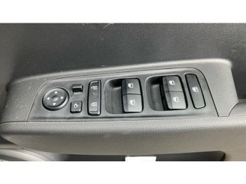 Hyundai INSTER 71kW 01 42kWh 5dr Auto Electric Hatchback