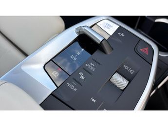 BMW iX2 150kW eDrive20 M Sport 65kWh 5dr Auto [Tech/Pro] Electric Hatchb