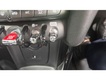 MINI Hatchback 1.5 Cooper Exclusive 5dr Auto Petrol Hatchback