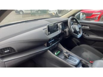 Nissan Qashqai 1.3 DiG-T MH 158 Acenta Premium 5dr Xtronic Petrol Hatchback