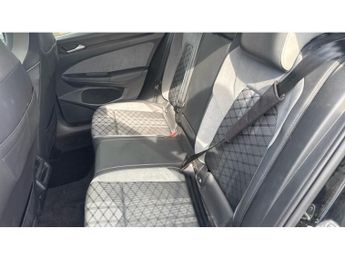 Volkswagen Golf 2.0 TDI 150 R-Line 5dr DSG Diesel Estate