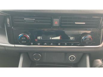 Nissan Qashqai 1.3 DiG-T MH 158 Acenta Premium 5dr Xtronic Petrol Hatchback