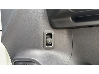 Mercedes-Benz GLA 200 AMG Line Executive 5dr Auto Petrol Hatchback