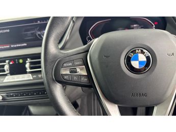 BMW 2 Series 218i Sport 4dr DCT Petrol Saloon