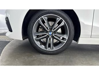 BMW 2 Series 218i Sport 4dr DCT Petrol Saloon